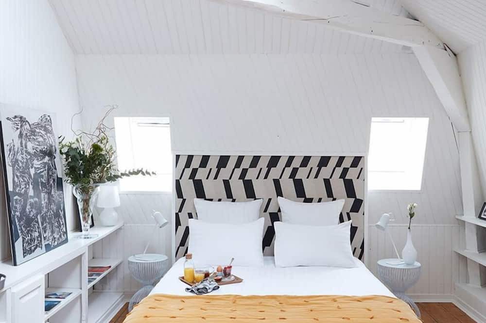 Eu Apartment | LE 64, Chambre Bois DES Combles