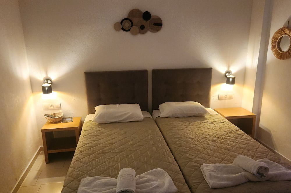 Magoulas Apartment | Dionysus House Lasithi Plateau