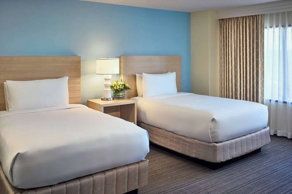 Central Business District Apartment | Southern Comfort Retreat! Pet-friendly Property with Free Breakfast!