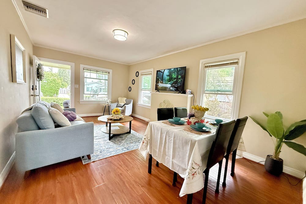 Mid Central House | Jie choice's - Pasadena 2b1b Peace Pad
