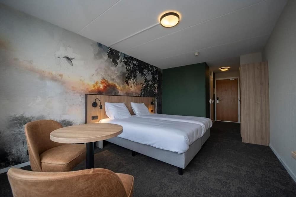 Roden Apartment | Perfect Base for Exploring Drenthe with Free Parking & Breakfast
