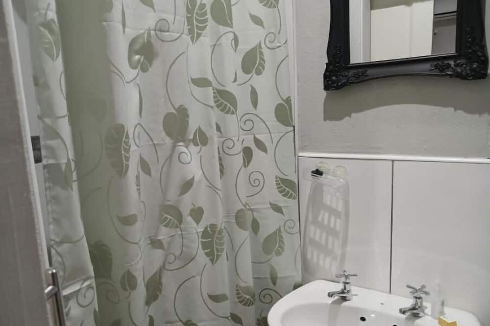 Fichardt Park Apartment | Orchard Guesthouse Standard Double Room