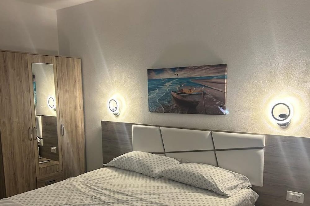 Gjerana Apartment | 1-bedroom apartment with terrace - Apartments Subashi room 102