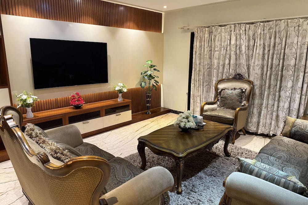 Parthasarathy Puram Apartment | N4B premium stay