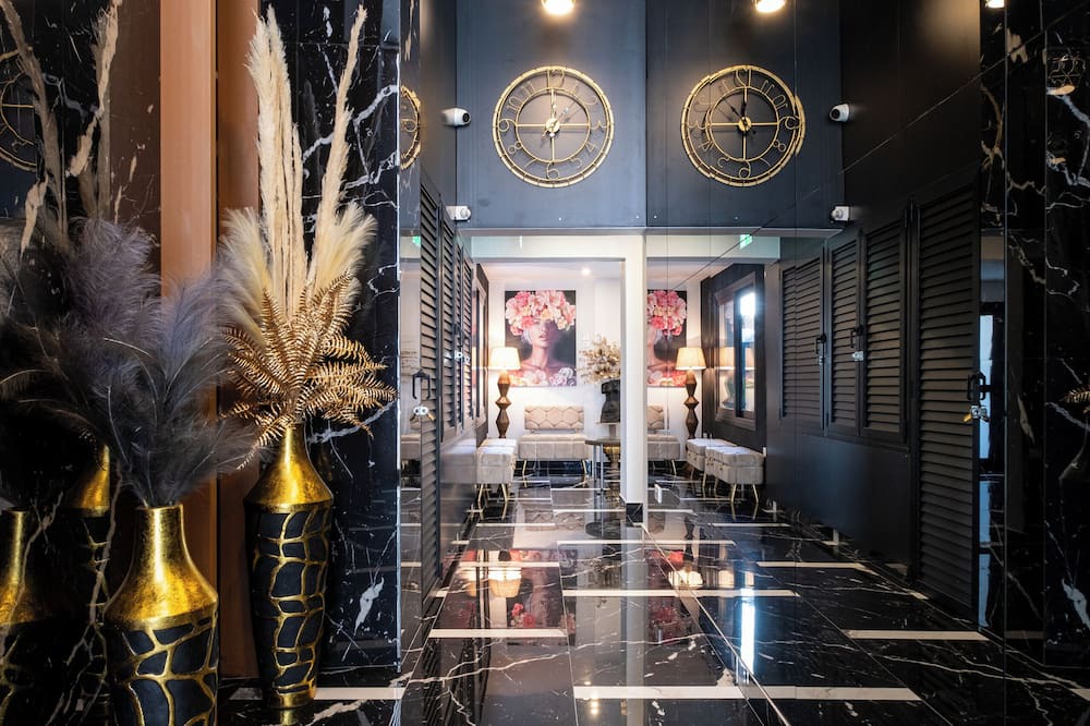 Larnaca City Centre Apartment | Lazuli Hermes Apartments