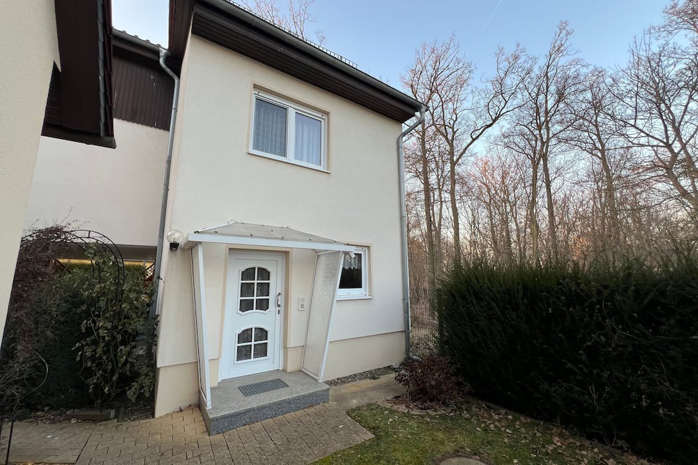 Harzgerode Apartment | Vacation home Waldblick