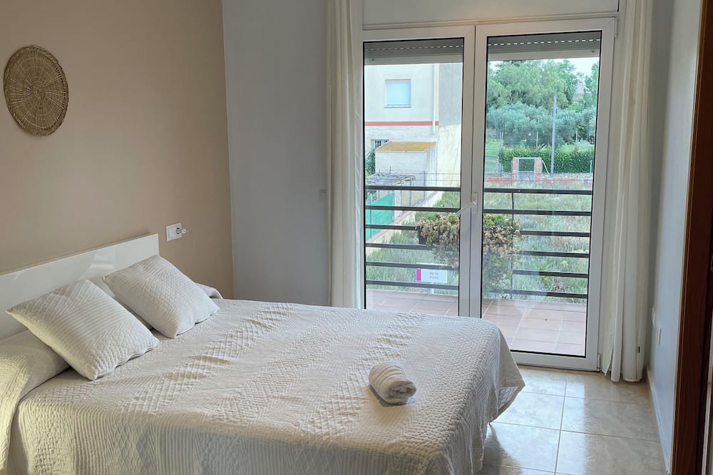 Borrassa House | Empordà Country House. House in the middle of the countryside of lált Empordà