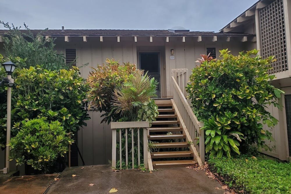 Maunaloa Condo | Quiet & Comfortable 1BR Condo w/Car – Perfect for a Relaxing Getaway