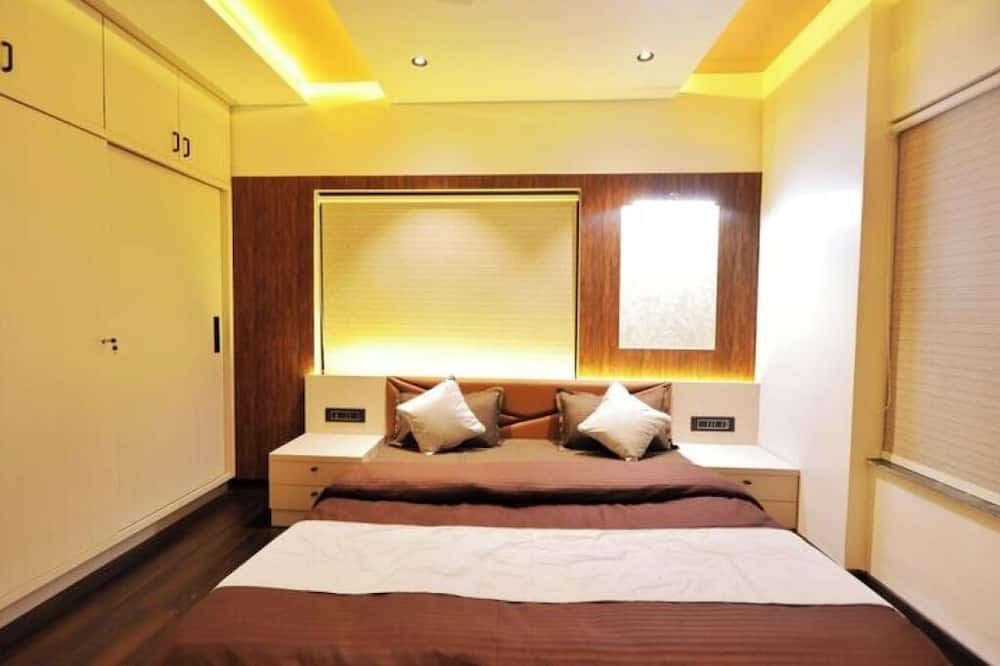 Koregaon Park Apartment | Brand New Premium 3bhk furnished Place