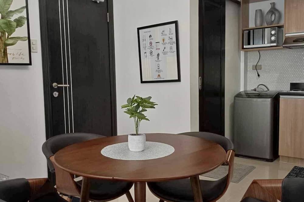 Guadalupe Condo | Jovi's Condo one pavilion place offers accommodations in Cebu City.