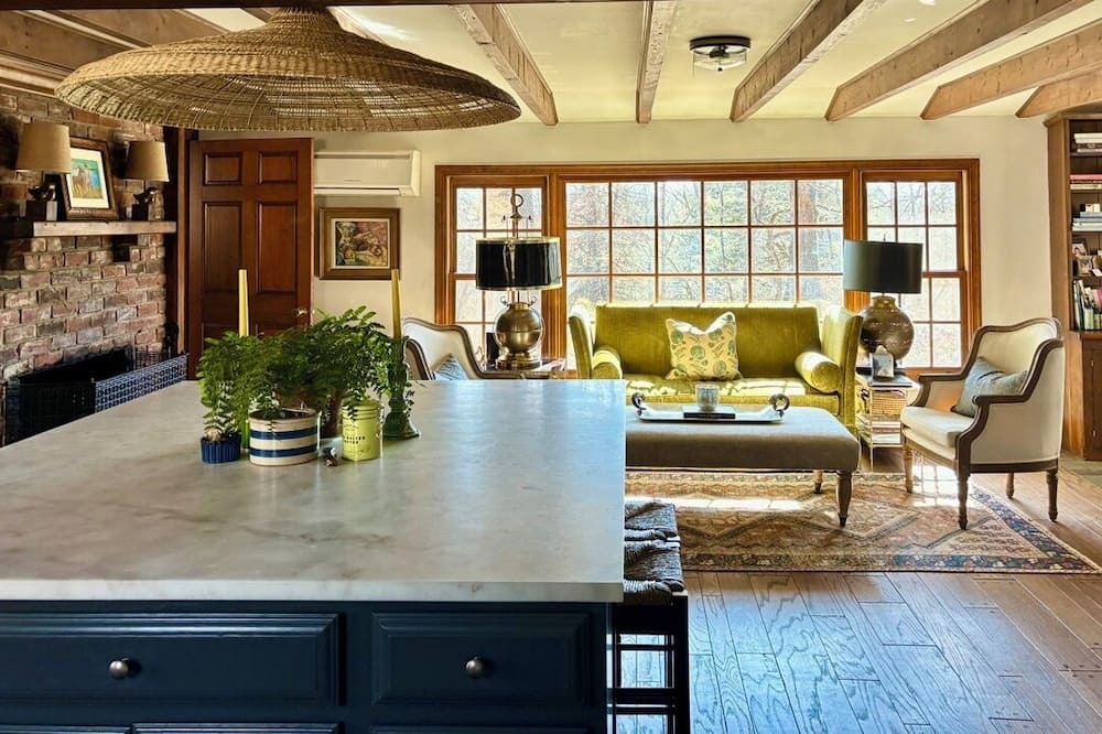 Ottsville Other | Gorgeous 4-bedroom 1824 farmhouse on 15 Acres in Bucks County, PA