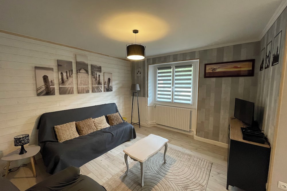 Coyriere Apartment | Studio on the ground floor of our home