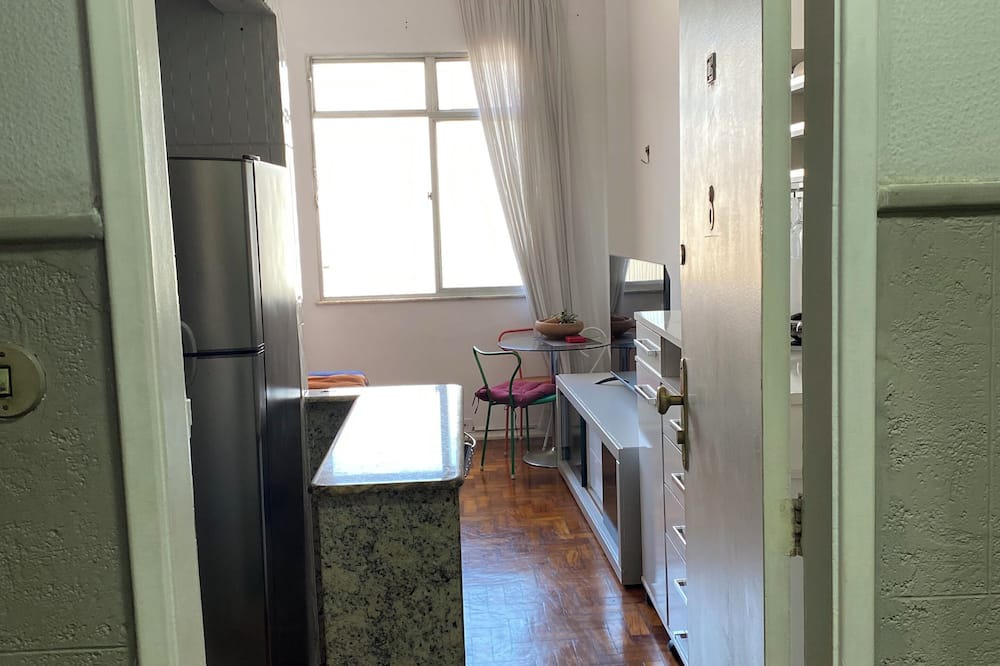 Catete Apartment | Catete apartment in the South zone of Rio de Janeiro