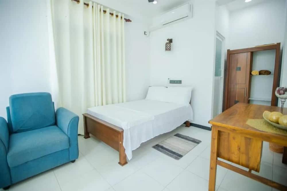 Polhena Bed & Breakfast | Skyy Villa - Standard Double Room