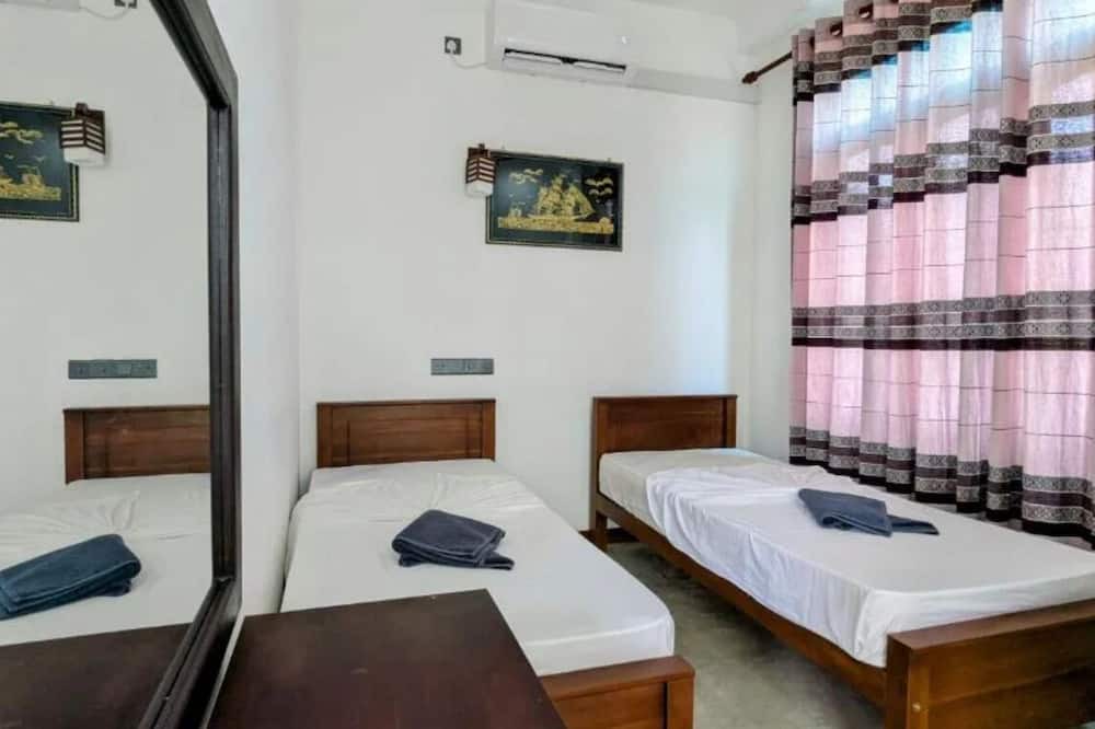 Polhena Bed & Breakfast | Skyy Villa - Double Room