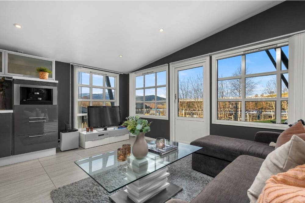 Oppdal Apartment | Cozy apartment Ski in-out, Downhill in-out, within walking distance to the center of Oppdal
