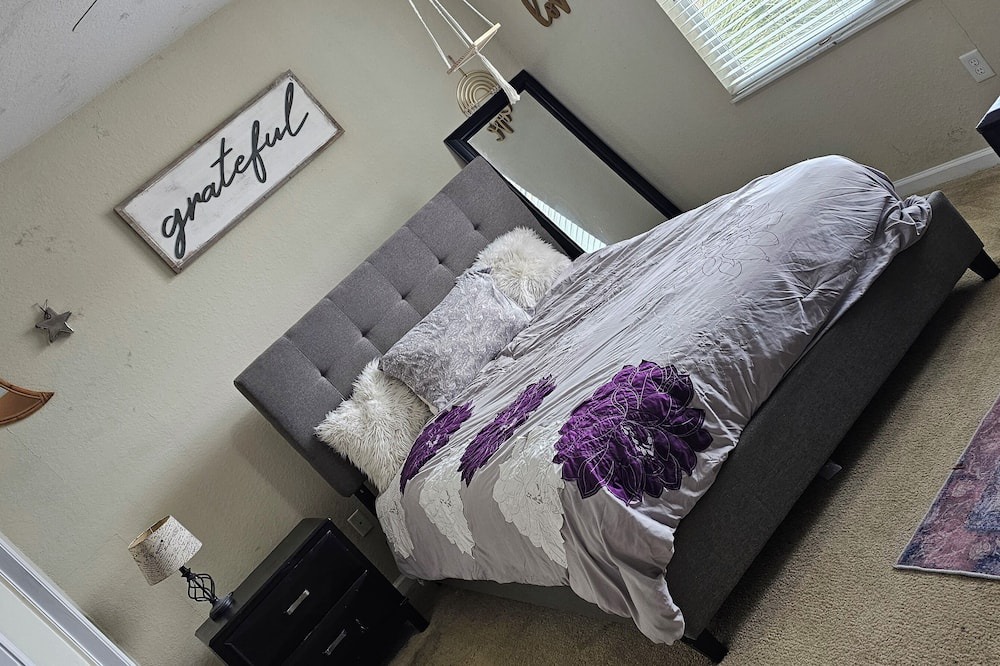 Southpoint Apartment | Gated Community Close to TIA bank Stadium, The Towncenter, Vystar Arena