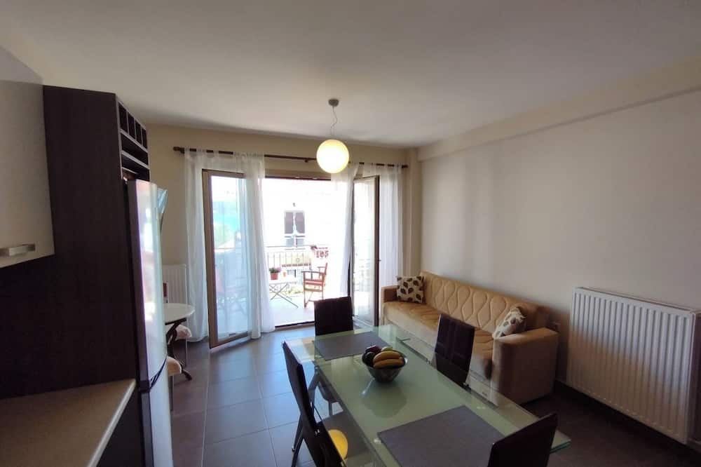 Karavomylos Apartment | Charming 1-bedroom apartment with AC, WiFi in fabulous Karavomylos