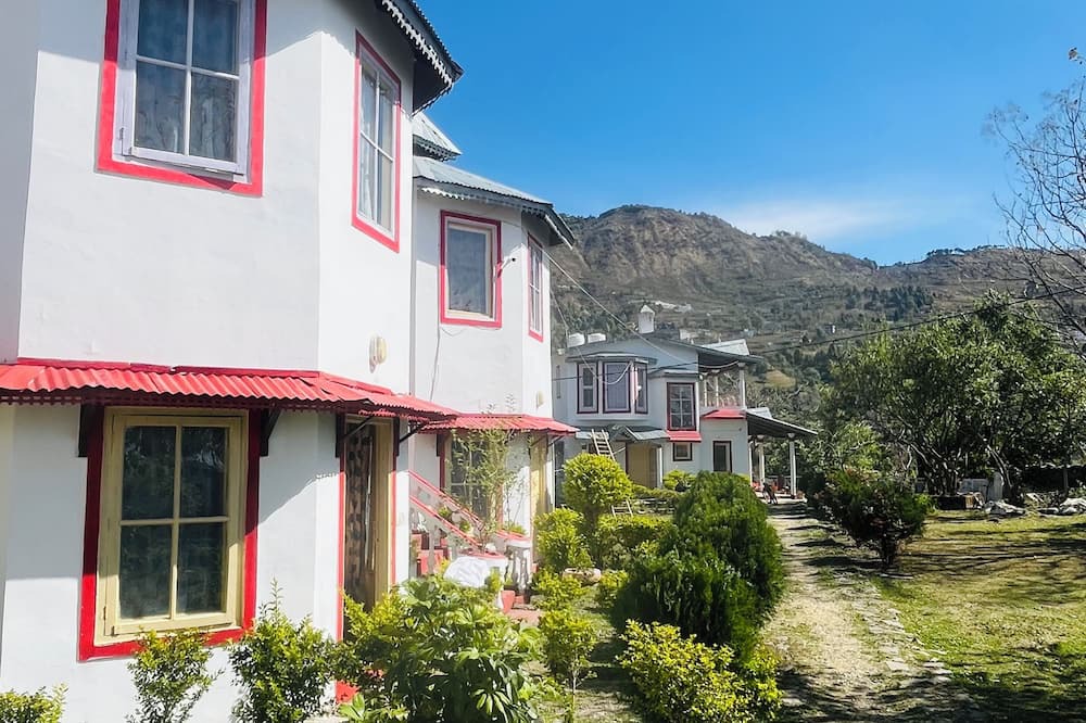 Bhimtal Cottage | Serene 4-Bedroom Cottage in Bhimtal – Hill Views & Cozy Place