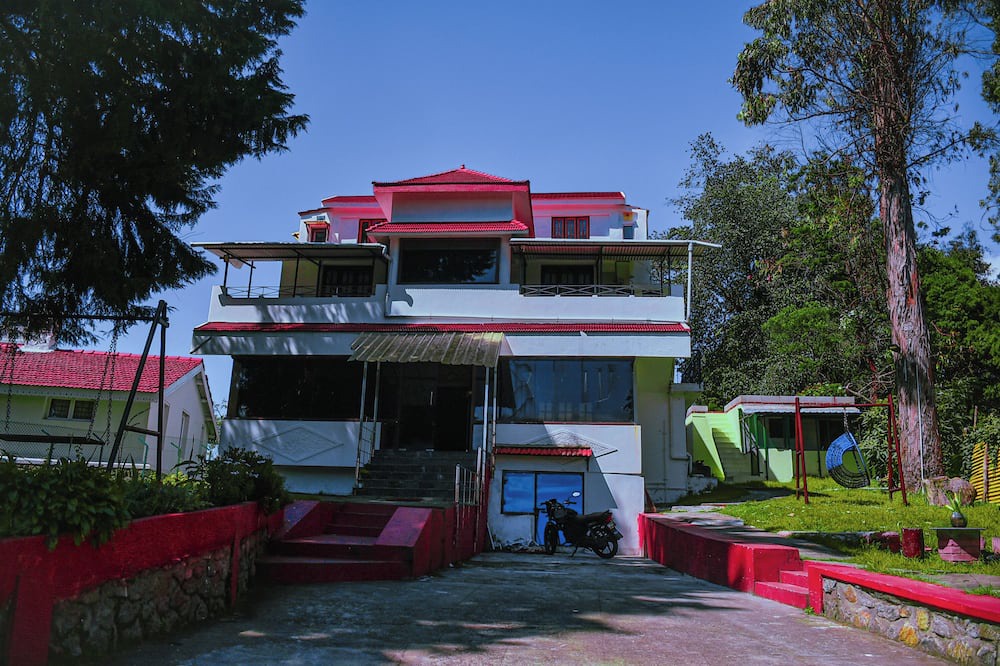 Kodaikanal Villa | Spacious 6-bedroom villa in serene Kodaikanal with WiFi
