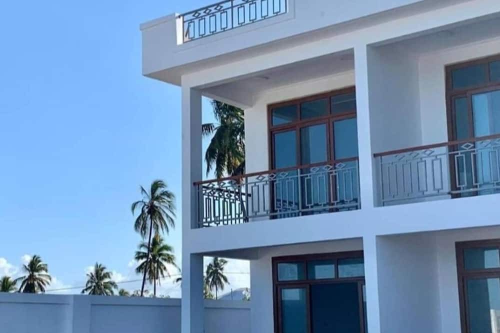 Pwani Mchangani Villa | Villa Blue FishnIt's is Beach Front Villa with Swimming Pool suitable for famil