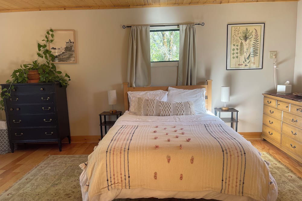 Grass Valley Cabin | Charming 1-bedroom Cabin in the Forest Nevada City with AC, WiFi