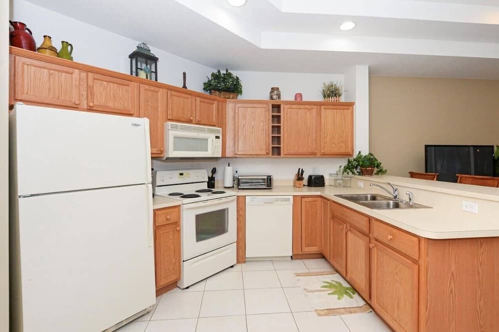 Port Saint Lucie Condo | Right Direction Rentals 1 Bedroom Villa 8923