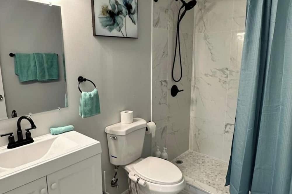 South Venice House | 1 Bed, 1 Bath Manasota Beach, FL