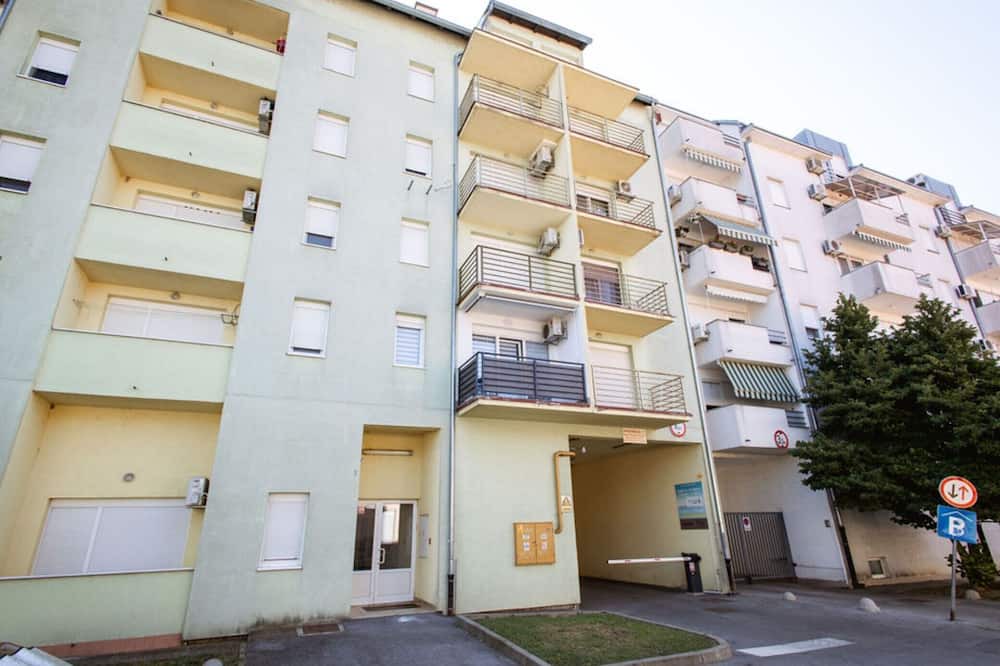 Osijek Apartment | Stylish Apartments with Osijek - Standard Studio