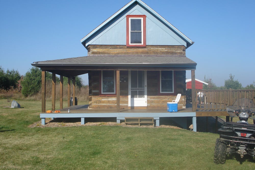 Caledonia Cabin | Peaceful historic cabin on 380 acres.