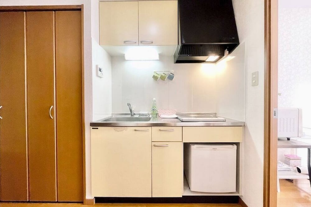 Hyakunincho Apartment | Takadanobaba 203, centrally located in Shinjuku-ku.