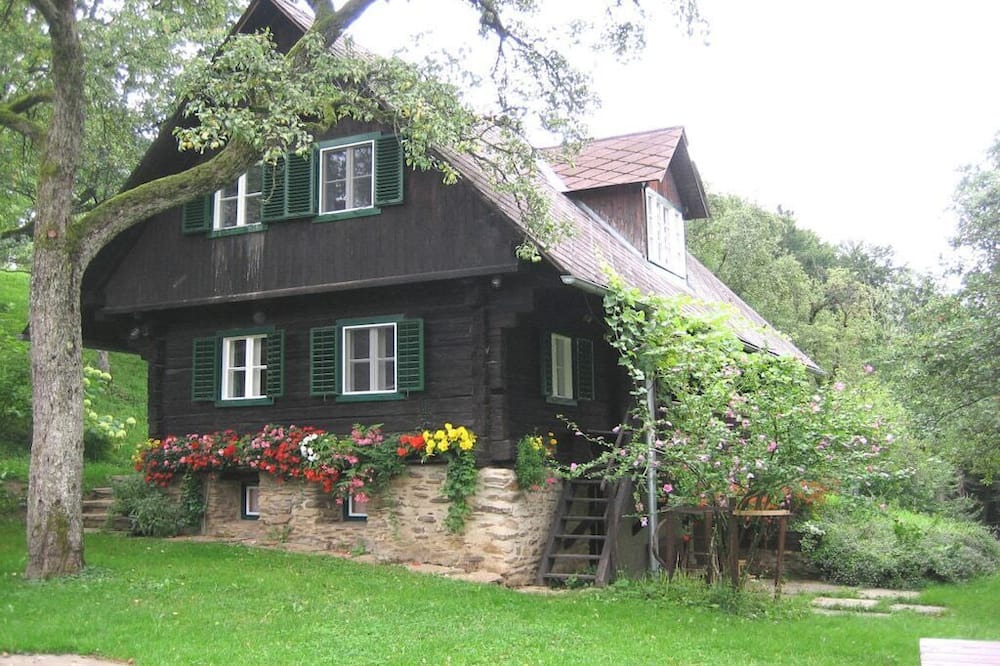 Schwanberg House | The Höller Comfortable holiday residence