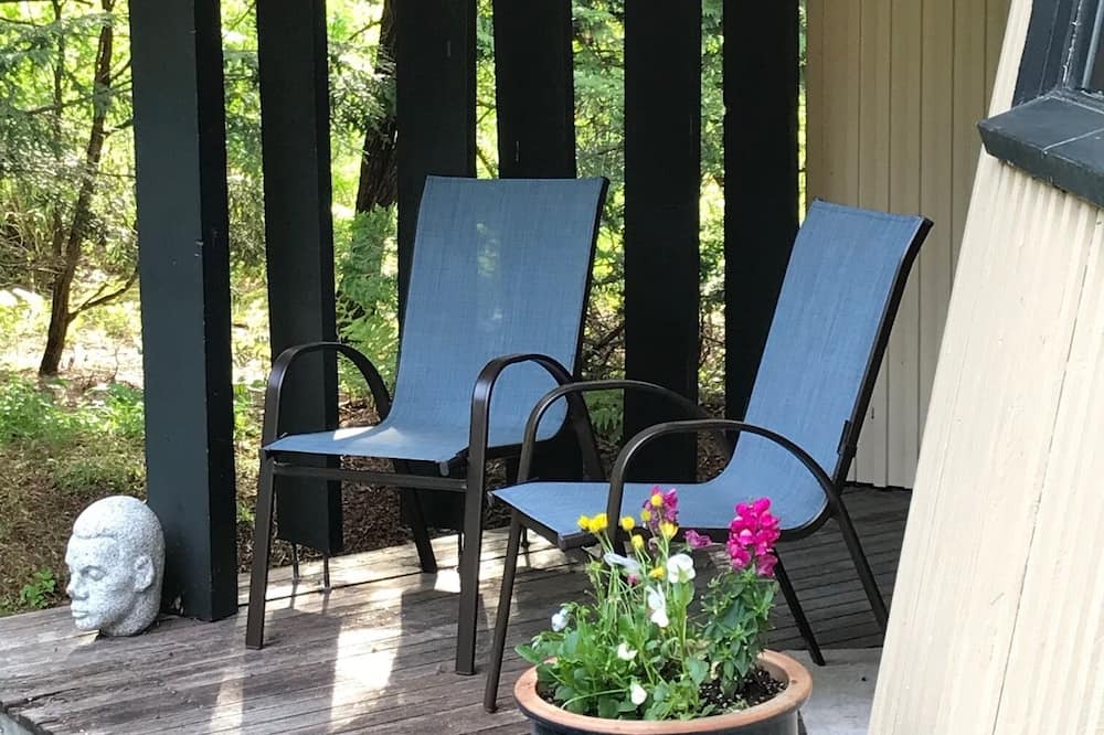Orono Apartment | Studio Apartment close to downtown Orono and UMaine