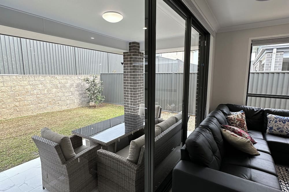 Harrington Park House | 4 Bedrooms Oran Park Home