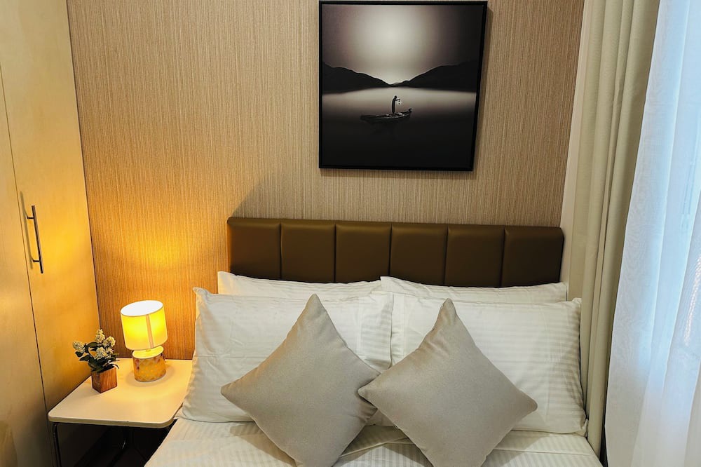 Salcedo Village Condo | Cozy 2-bedroom condo with AC, WiFi in pleasant Makati