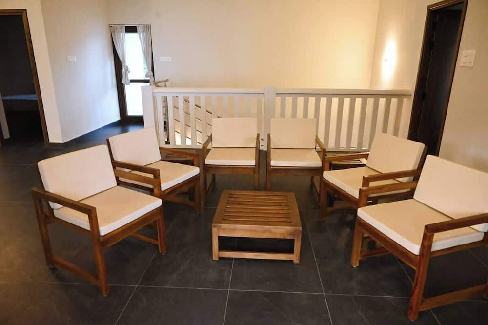 Malpe Villa | Palm Gardens : Beach View Villa