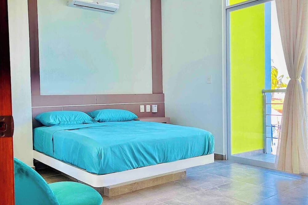 Bacocho Apartment | 306 Comfortable Room With A/C