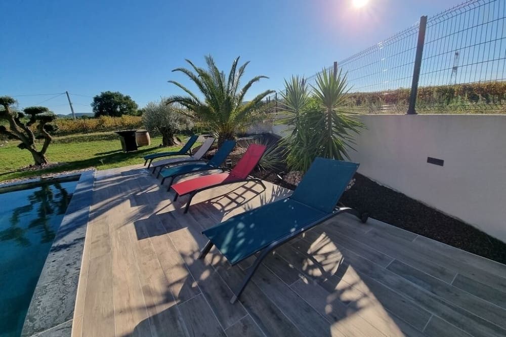 Saint-Julien-de-Peyrolas Villa | Magnificent contemporary villa at the gateway to Ardèche and Provence