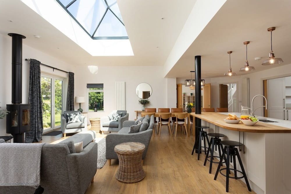 Acomb House | Stunningly Spacious Farm House + Annexe - 7 Beds