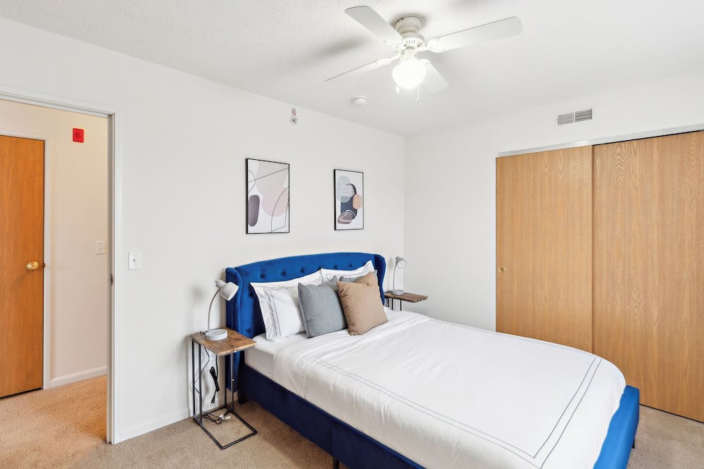 Wadsworth Apartment | Stratford Crossings 310 I 2 bed 2 bath