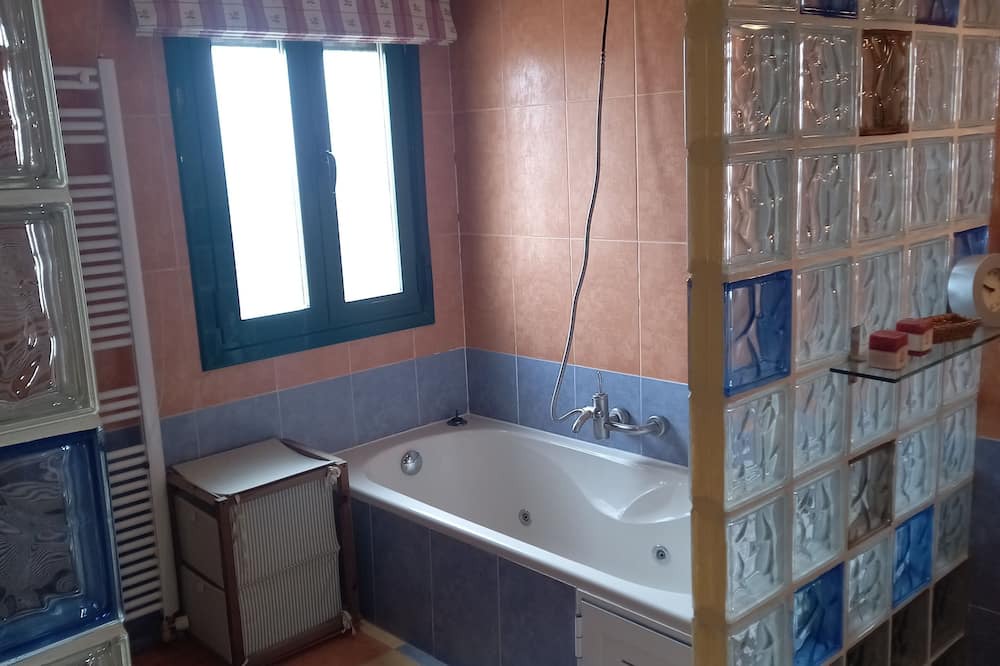 Cuenca Cottage | Dream house, between Pinares, 6 m from Cuenca. Pets