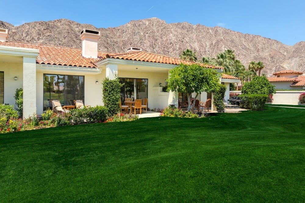 La Quinta Condo | La Quinta Fairway View Retreat PGA West Condo Pool, Spa, BBQ, 2 King Beds