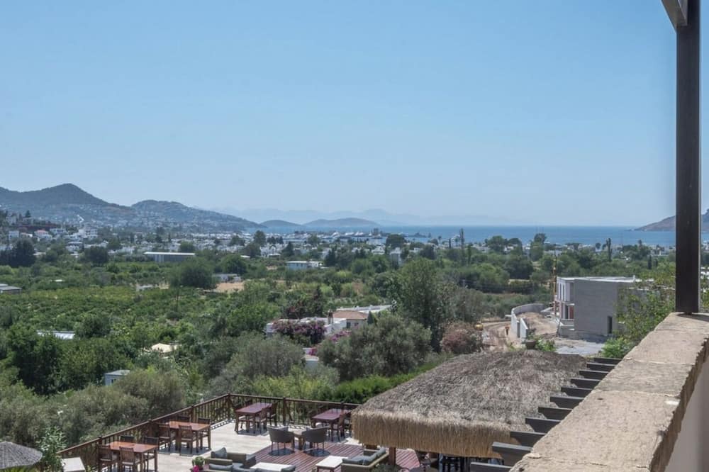 Yalikavak Bed & Breakfast | Charming 1-bedroom bed & breakfast with AC, WiFi in lovely Bodrum