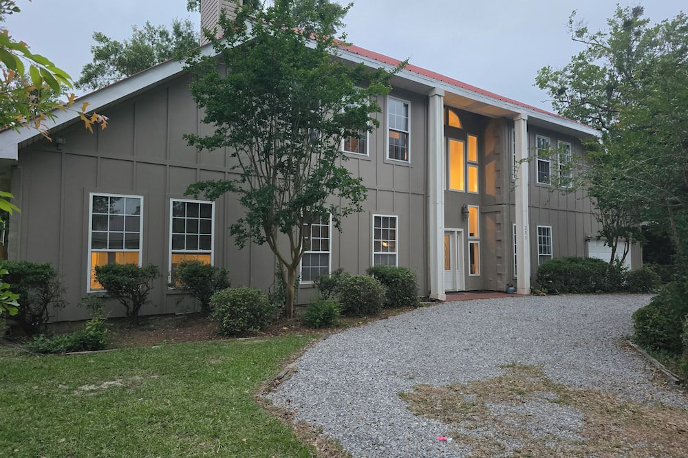 Waveland House | Attitude Adjustment