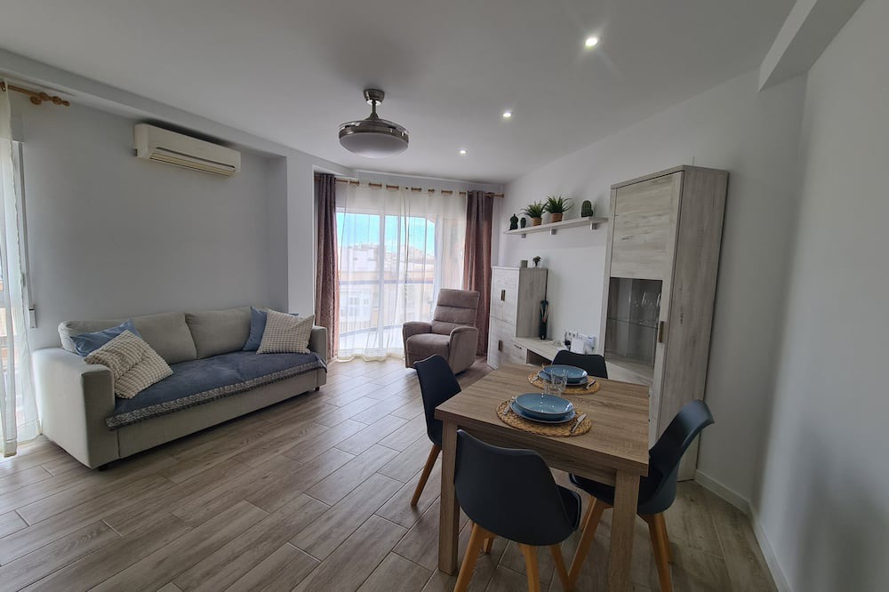 Santa Pola Apartment | Apartment Playamar Santa Pola center, with swimming pool
