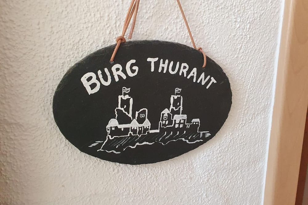 Alken Apartment | Thurant Castle vacation apartment - Fischers Ferienhaus