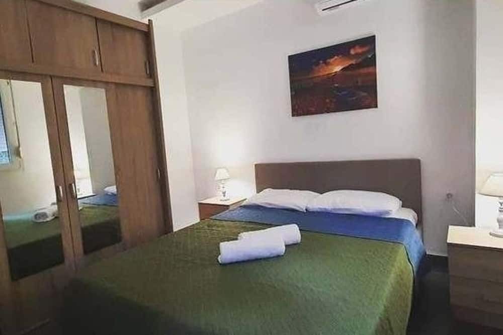 Petaloudes Apartment | Calyspo Charming 1-bedroom apartment with WiFi, AC in gorgeous Rodos