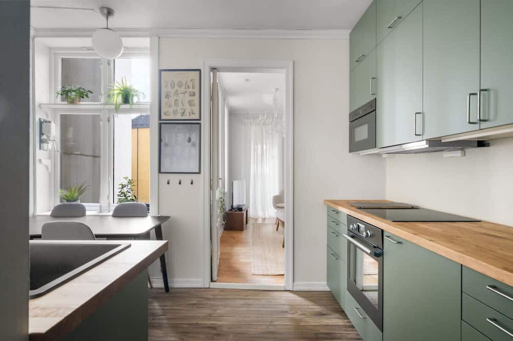 Sentrum Apartment | Colorful Apartment - Right next to Grieghallen!
