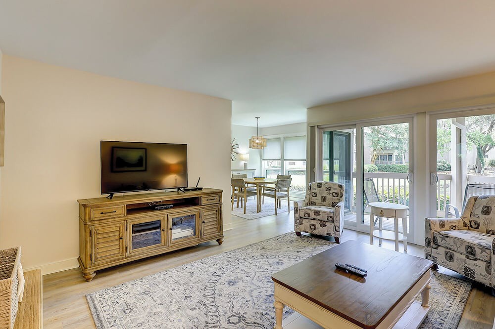 Sea Pines Villa | Sunset Rentals | Lighthouse Tennis 2387