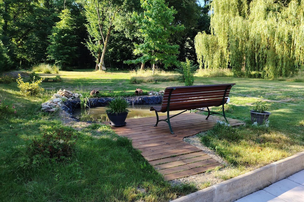 Pouzy-Mesangy Bed & Breakfast | Spa suite in the Bourbonnais countryside